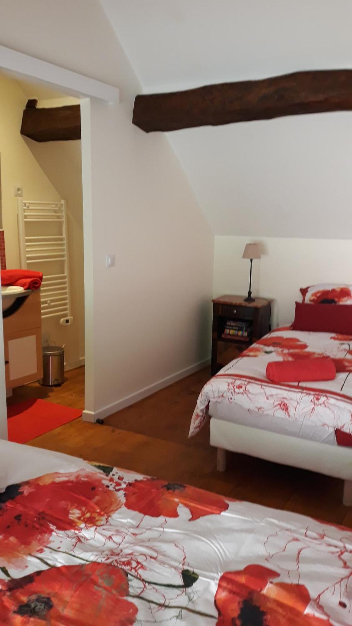 La Maison Rose: Lieu Atypique Hotel Немур Екстериор снимка